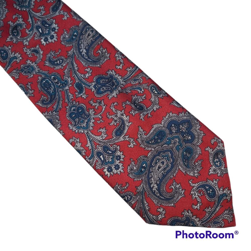 John Weitz red blue paisley tie - 56.5"